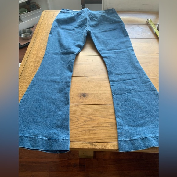 Never Worn XL Stretchy Flare Jeans - Picture 2 of 5